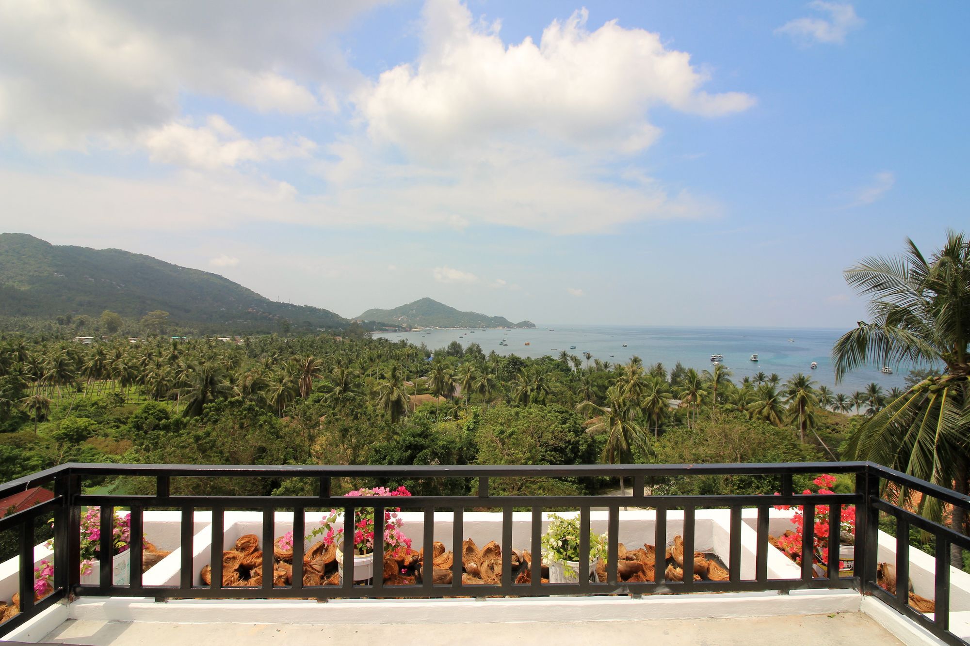 Sairee Seaview Hotel Тау Экстерьер фото